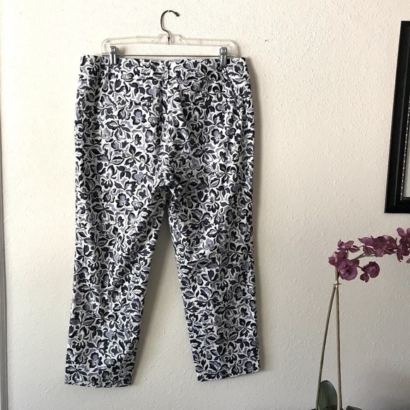 NWOT - Ann Taylor Factory Signature Pants - Picture 2 of 9